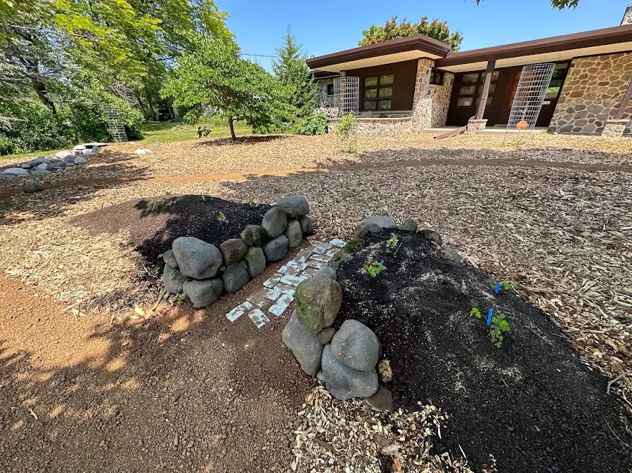 Fresh Roots Gardening and Landscaping 161