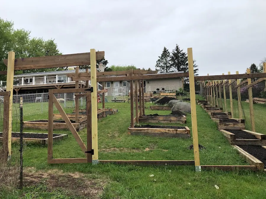 Fresh Roots Gardening and Landscaping 84